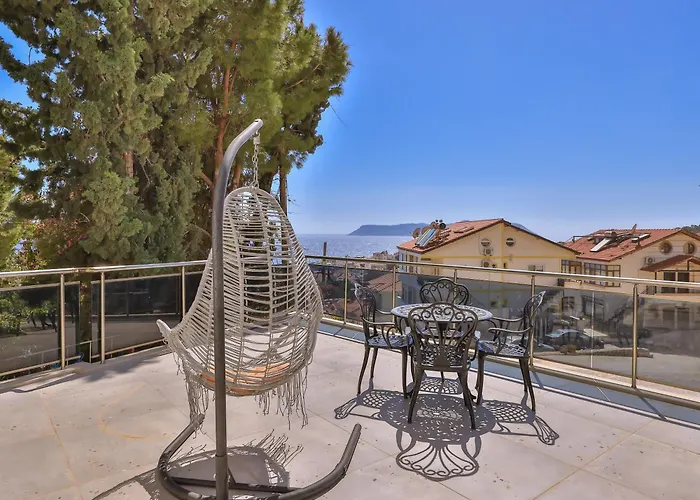 Happy Kas Pansiyon Apartmanhotel Kaş